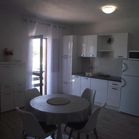 Mile - Next To The Sea Apartment