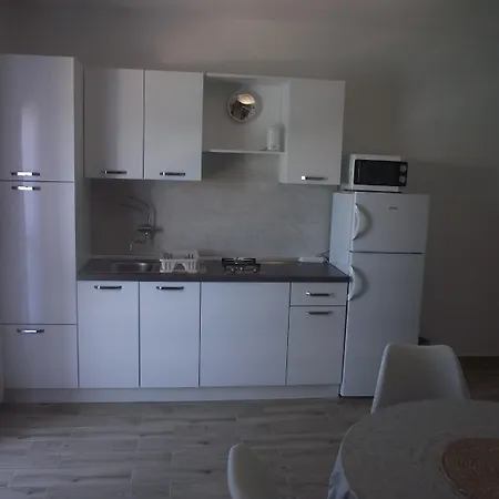 Apartment Mile - Next To The Sea